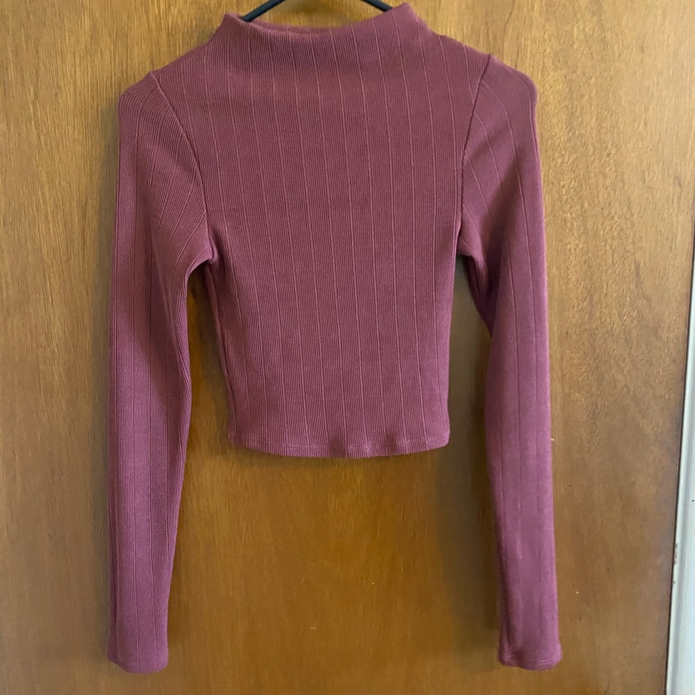 Cropped Long Sleeve Blouse